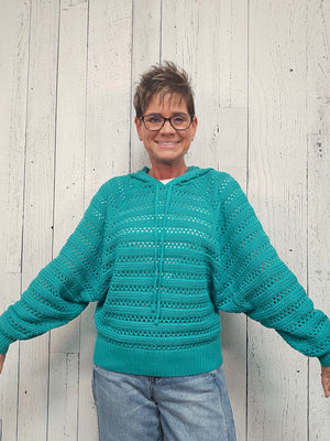 PULLOVER HOODIE SWEATER