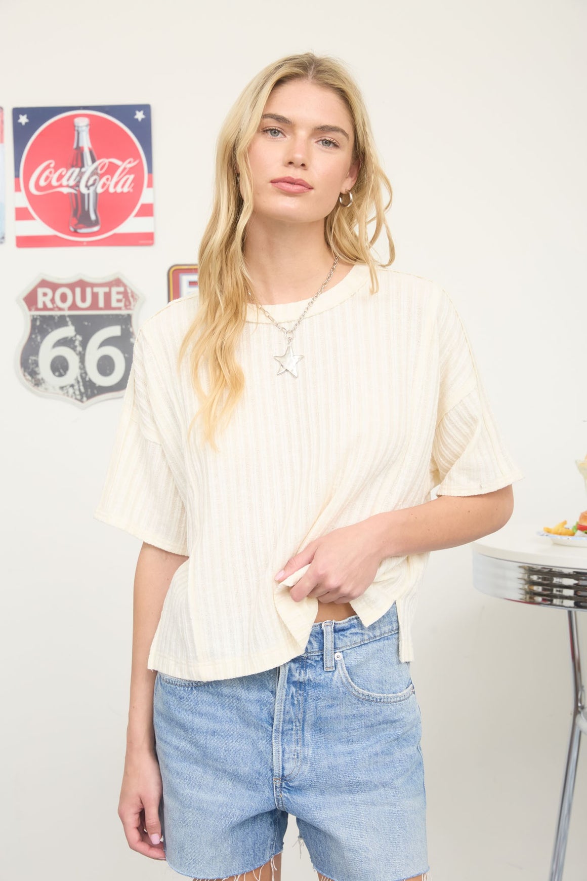 Ribbed Short Sleeve Back Star Patch Boxy Knit Top