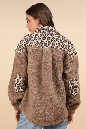 Curvy Leopard Printed Fleece Jacket